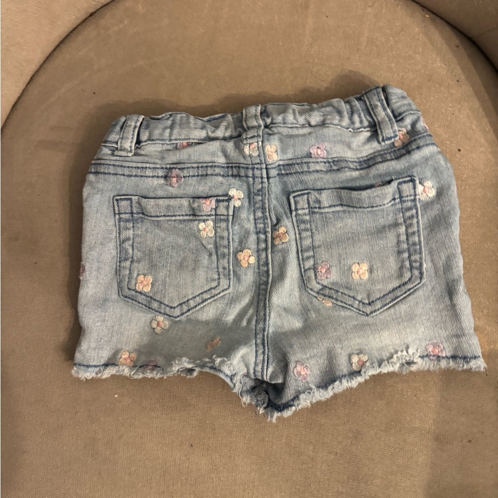 Cat & Jack Girls' Denim Shorts Set - Light Wash & Dark Wash Bundle Size 2-3 - Picture 16 of 16